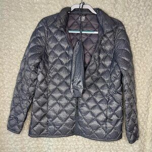 32 Degrees Women's Silver/Grey Puffer Jacket with Packable Storage Bag
